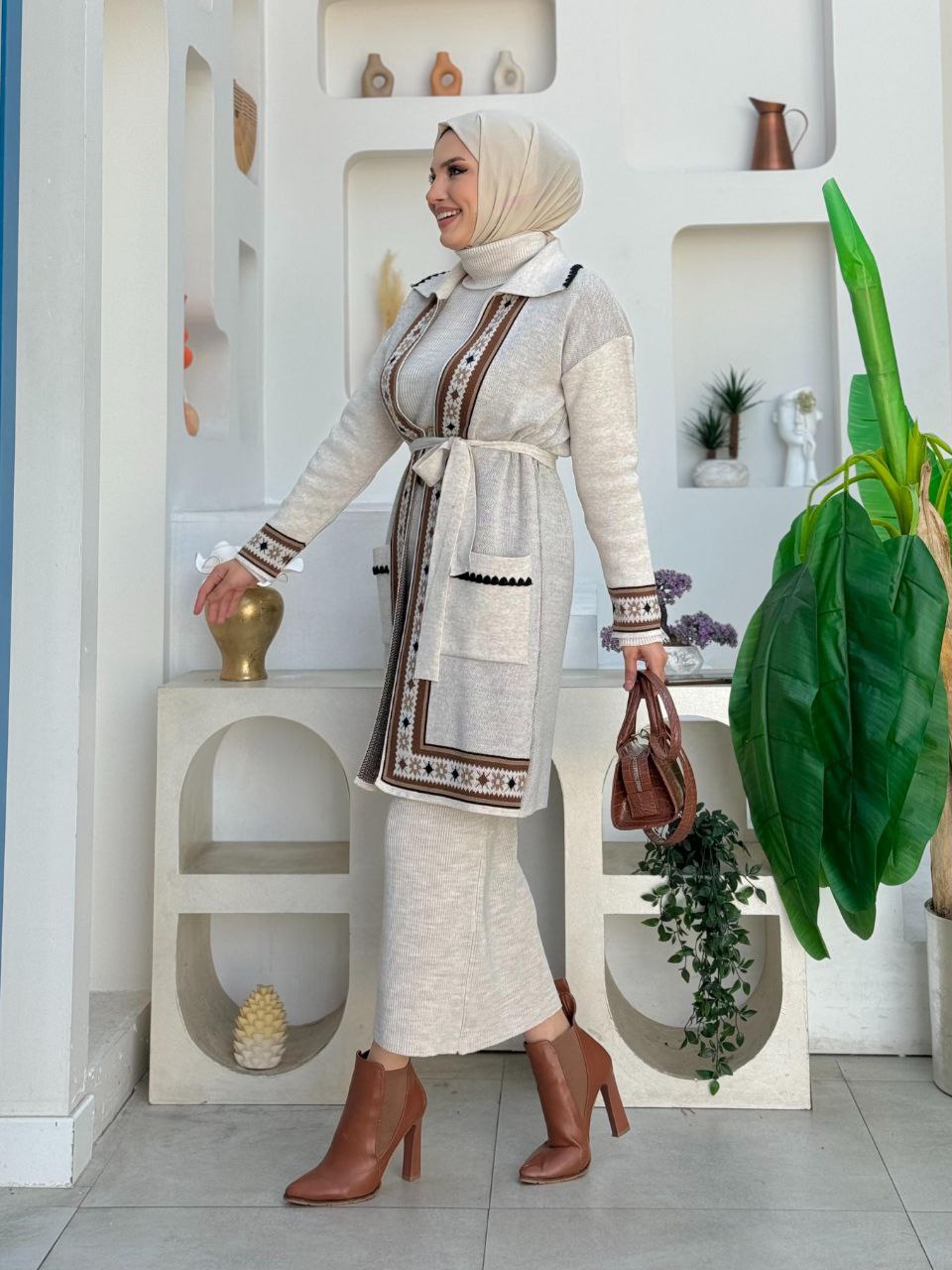 Ethnic Patterned Knitwear Cardigan with Pockets and Waist Belt 12043