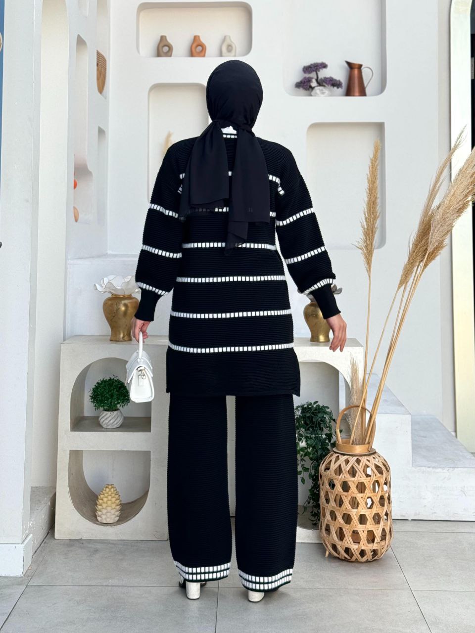 Self-Patterned Stone Detailed Tunic and Trouser Set 12056