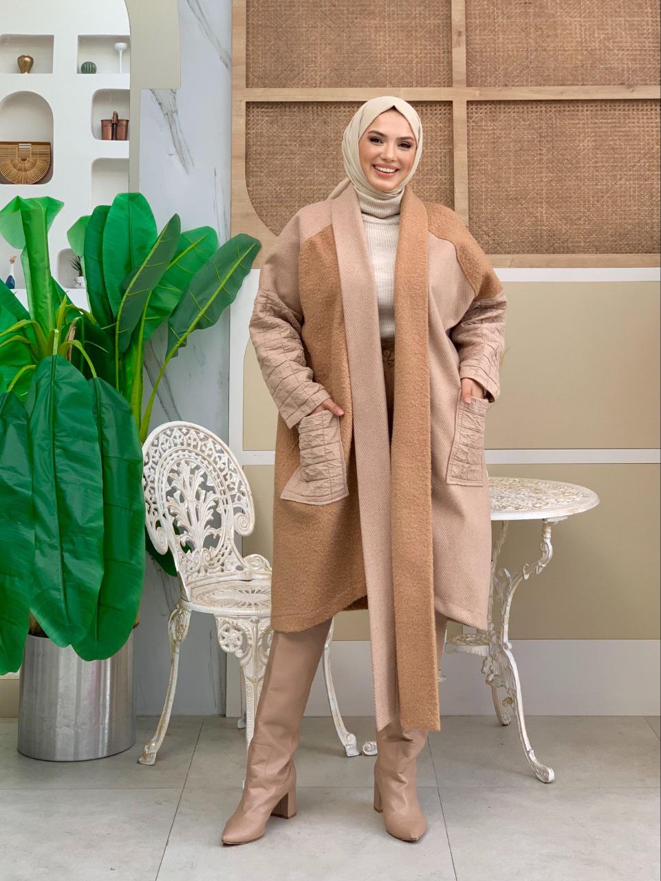 Two Color Detailed Coat with Pockets 7775