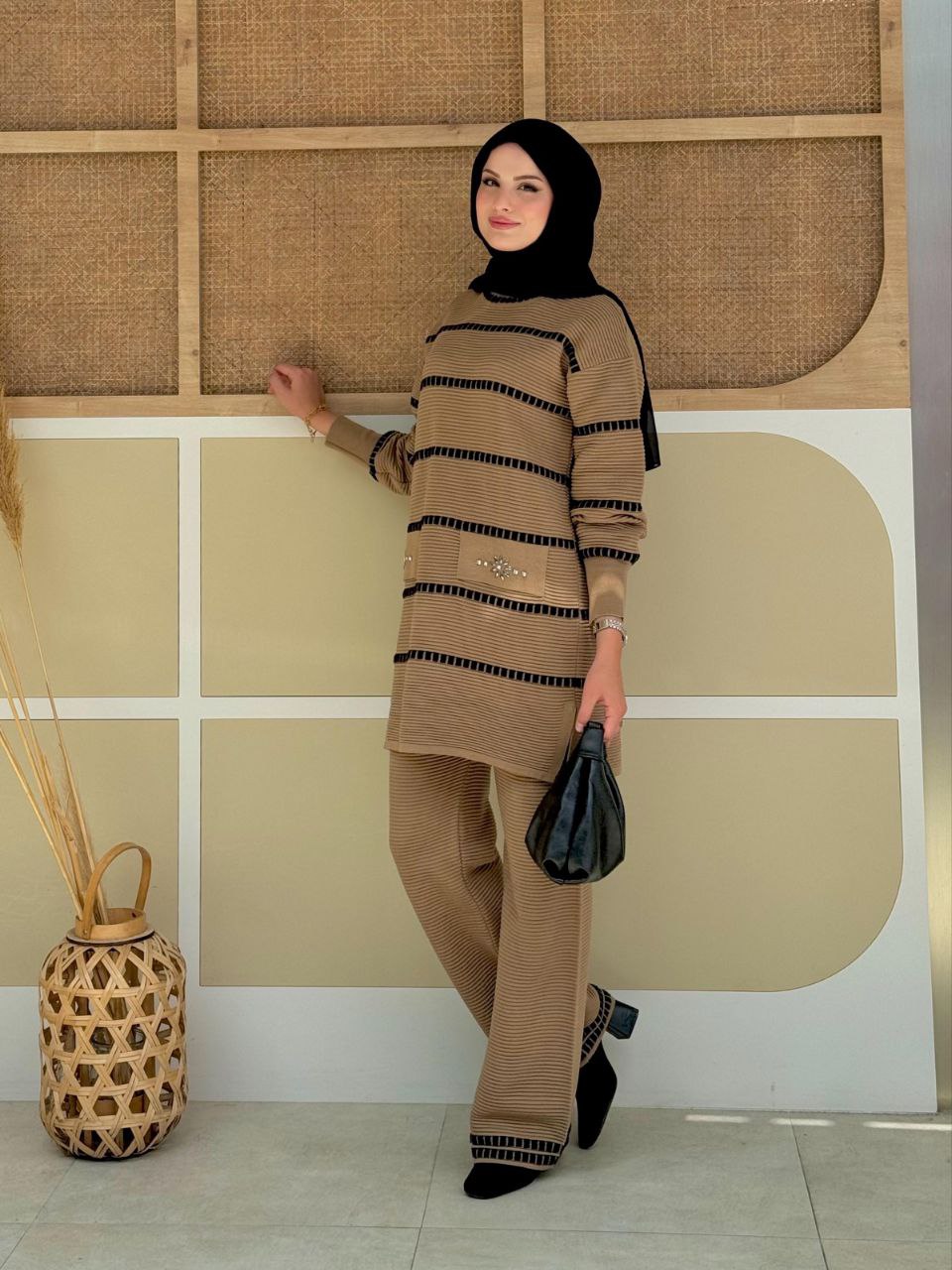 Self-Patterned Stone Detailed Tunic and Trouser Set 12056