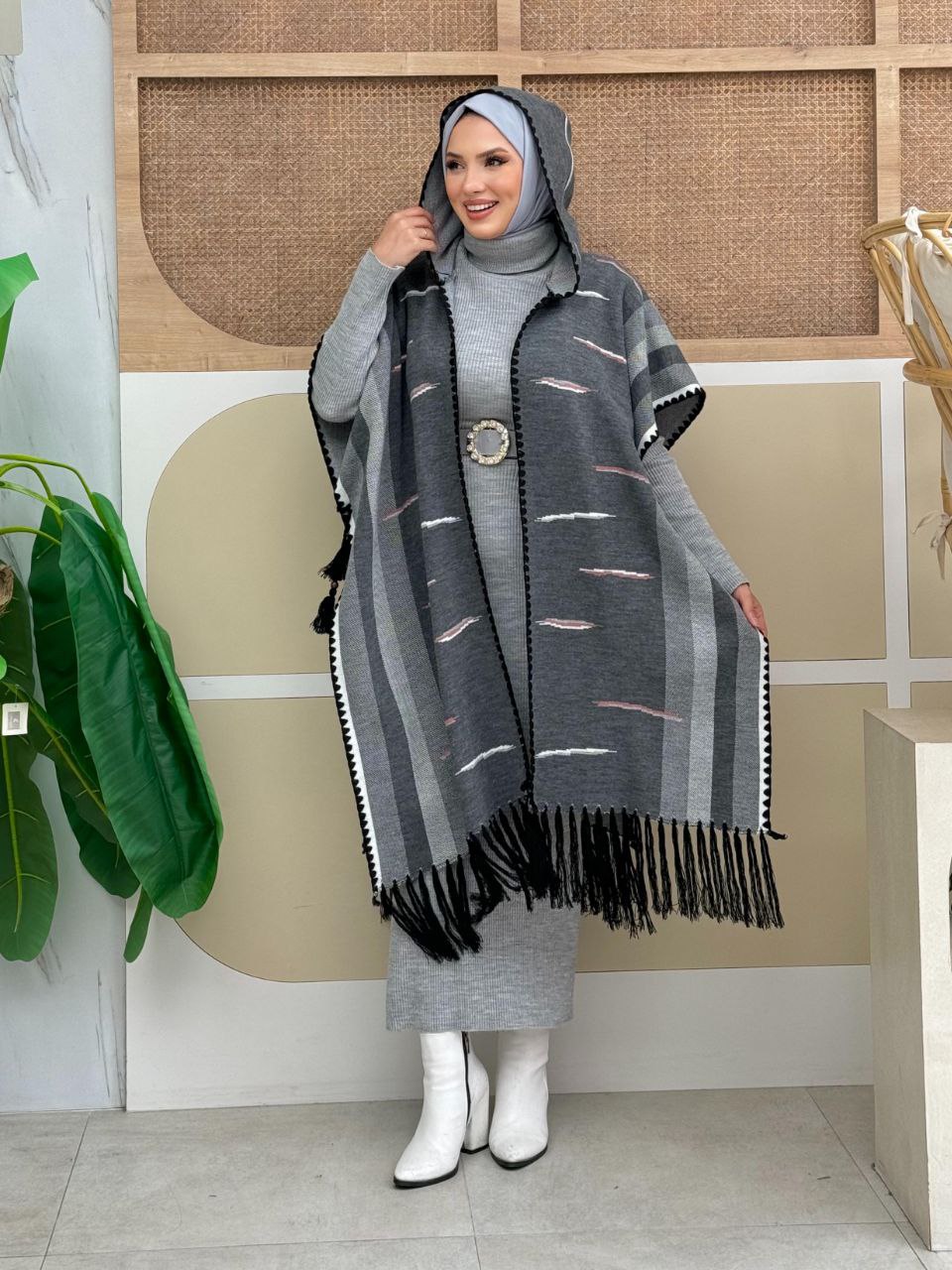 Hooded Tassel Detailed Knitwear Poncho 1606