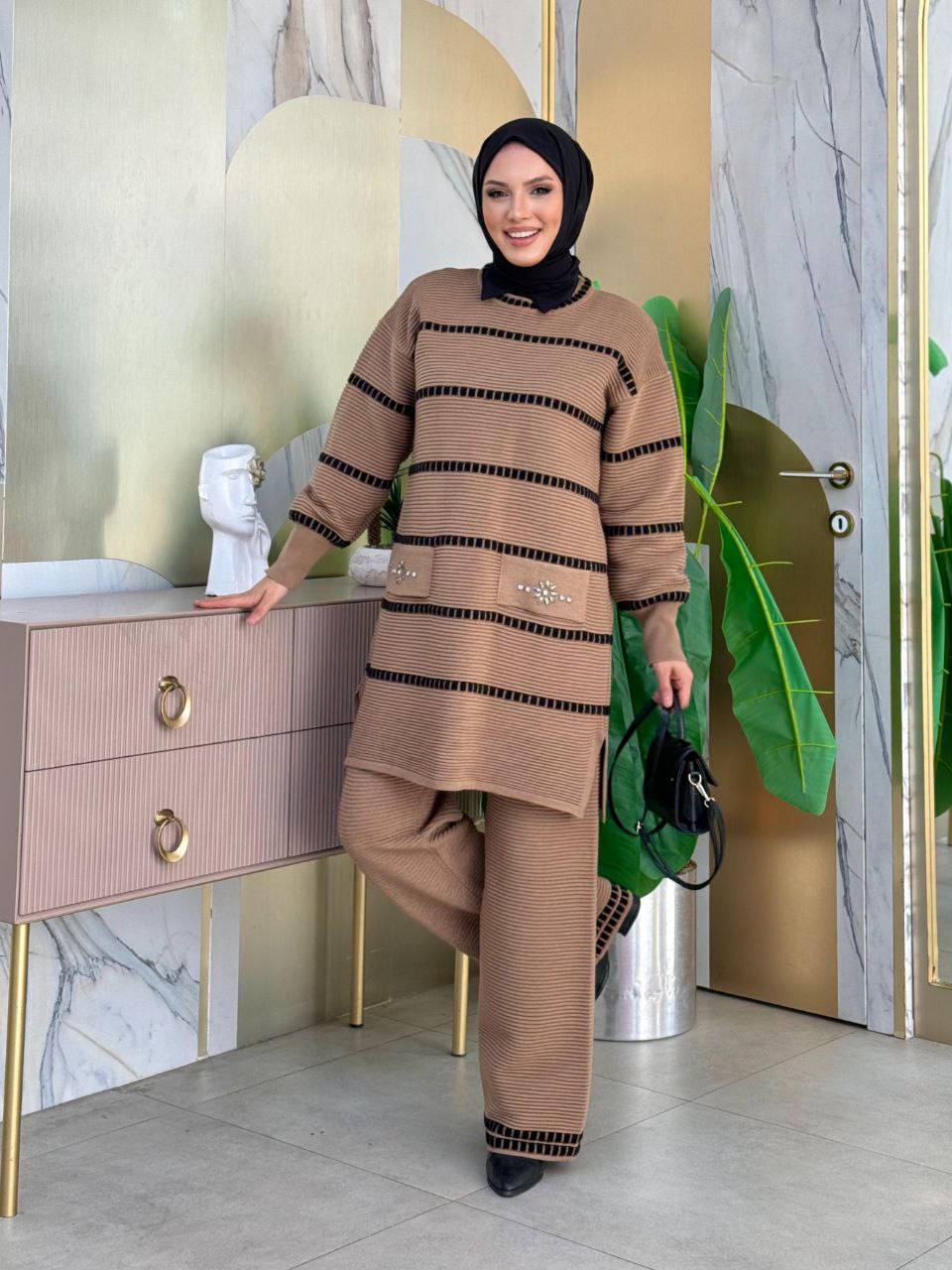 Self-Patterned Stone Detailed Tunic and Trouser Set 12056