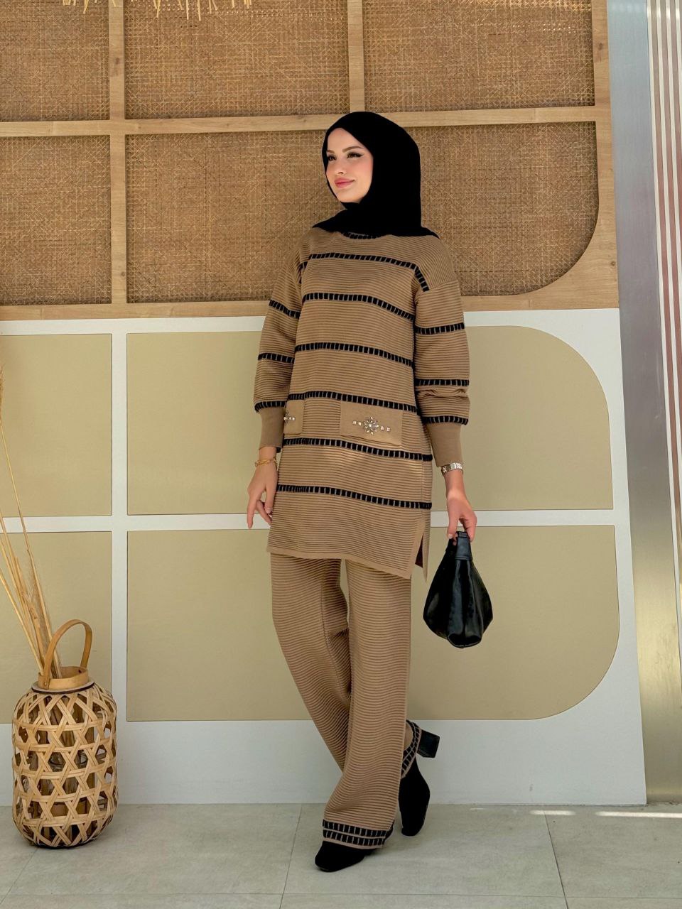 Self-Patterned Stone Detailed Tunic and Trouser Set 12056