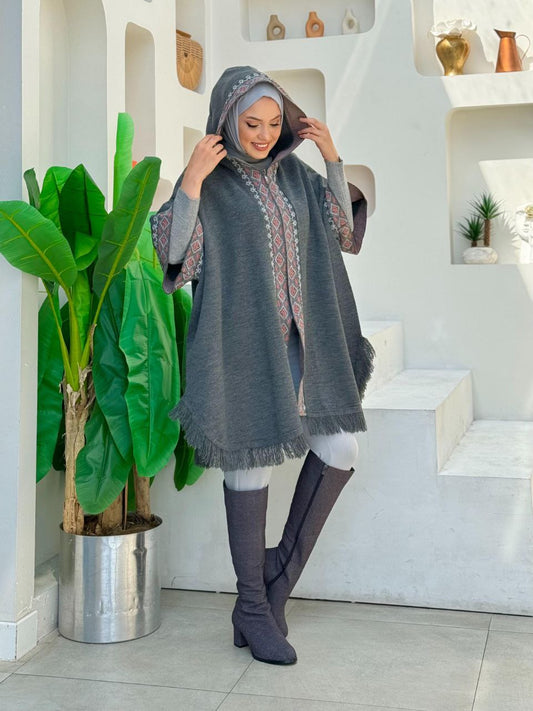 Hooded Zippered Tassel Detailed Knitwear Poncho 12023